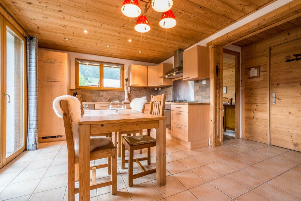 Appartement Midi Romand Proche Morzine Essert-Romand Exterior photo